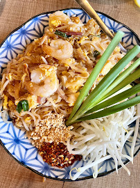 At-Traros Thai Eatery