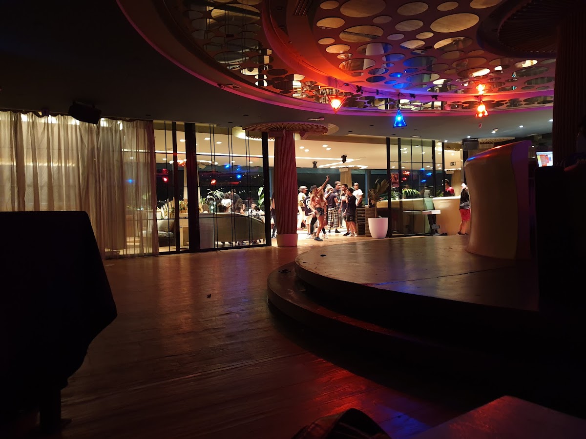 Loop Grill