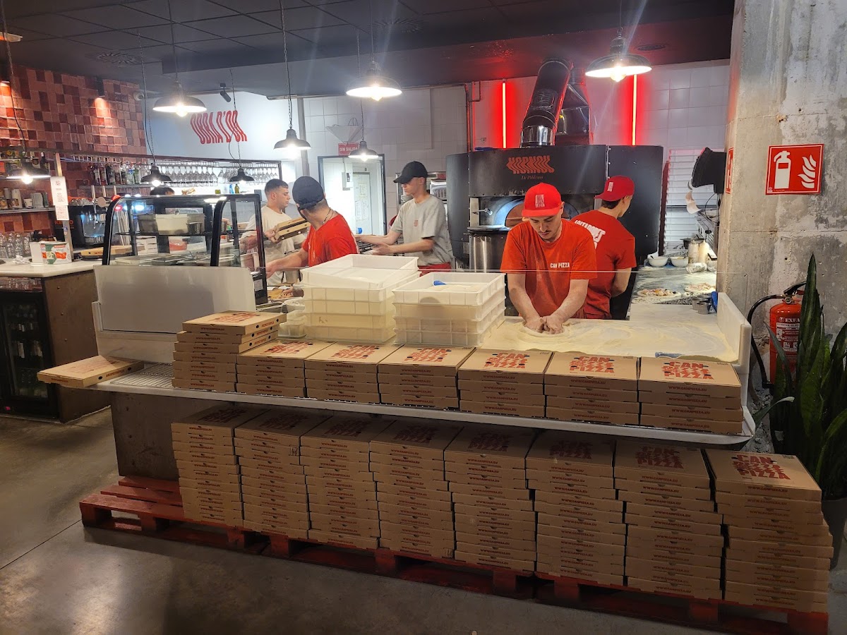Can Pizza Poblenou