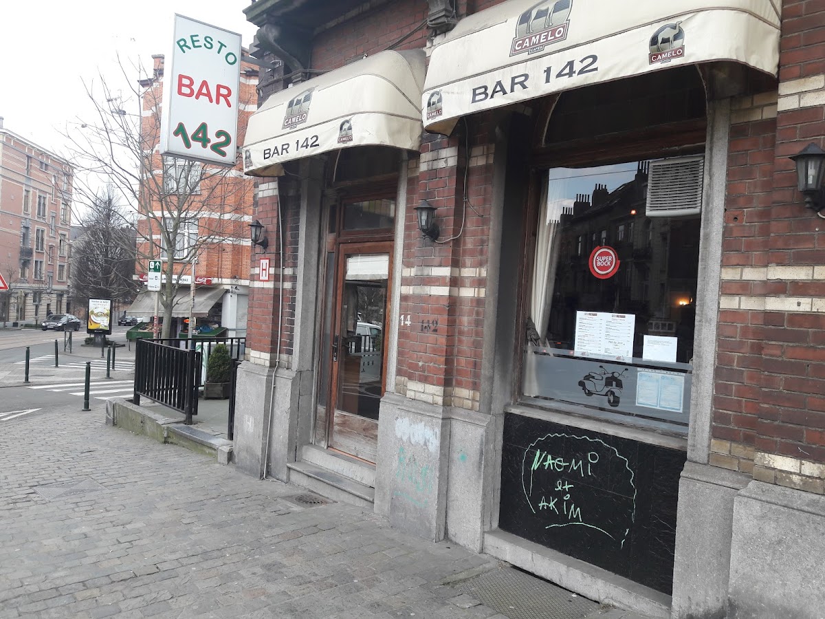 Restaurant Bar 142