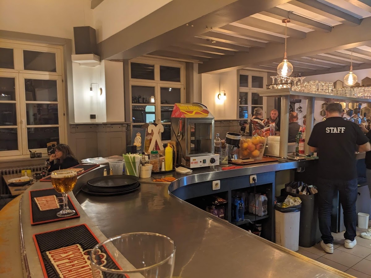 B.Sports Brasserie