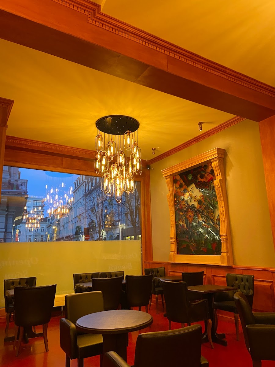 Chez Jules Brasserie
