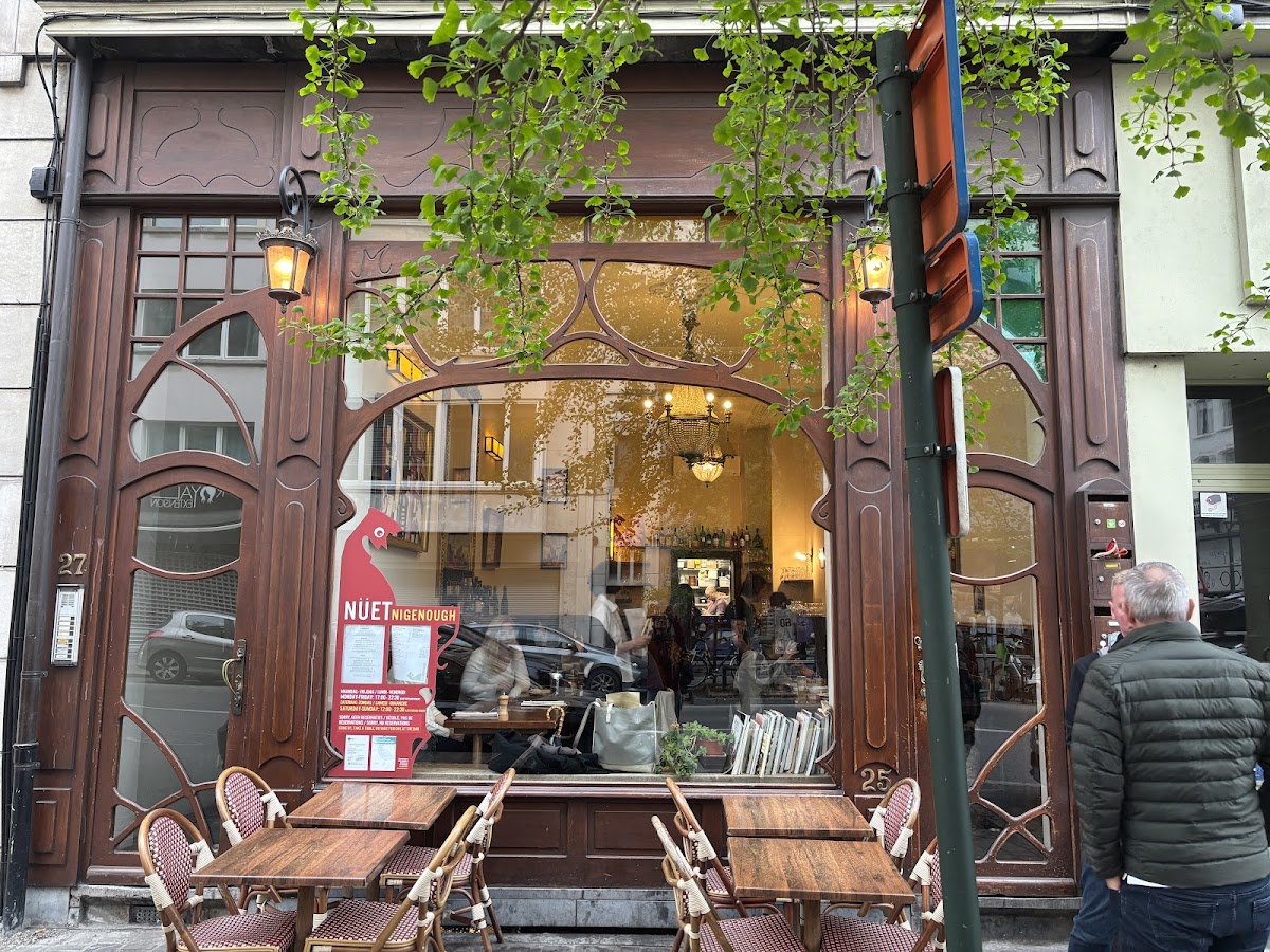 Red's Place