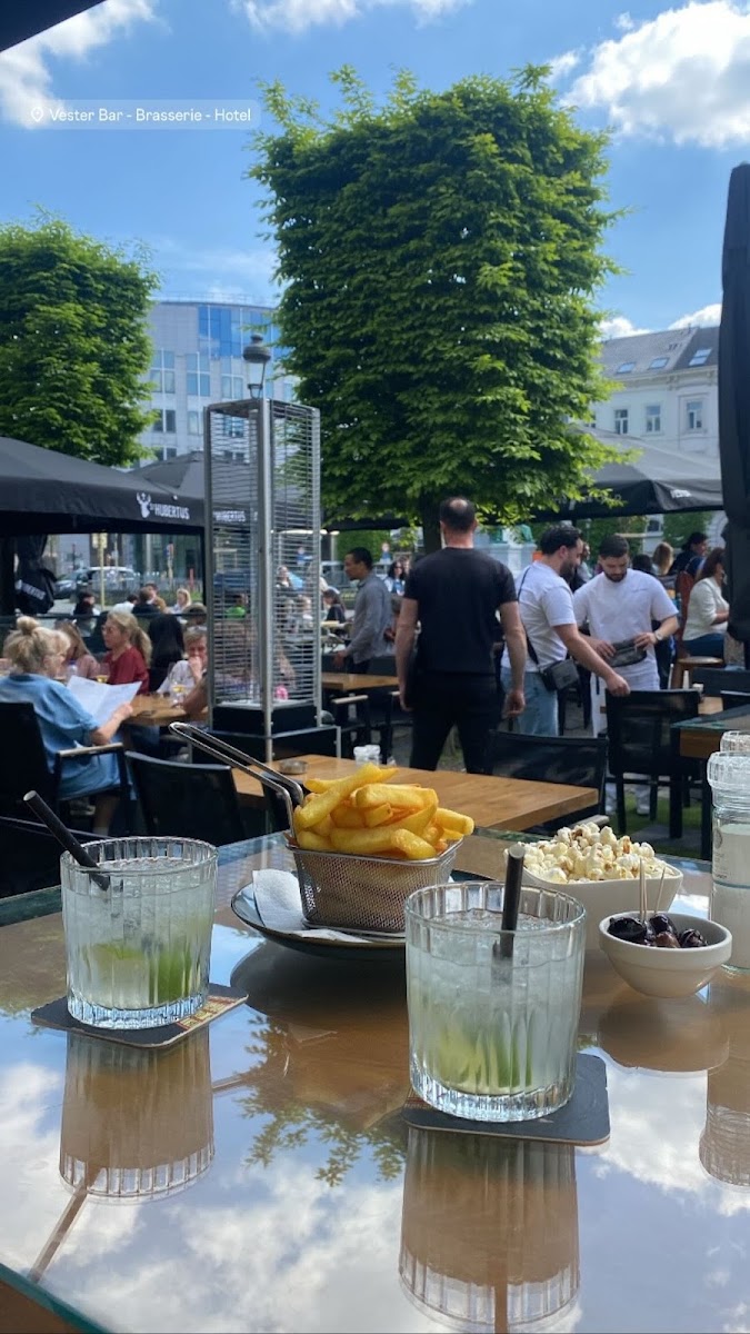 Vesterbar