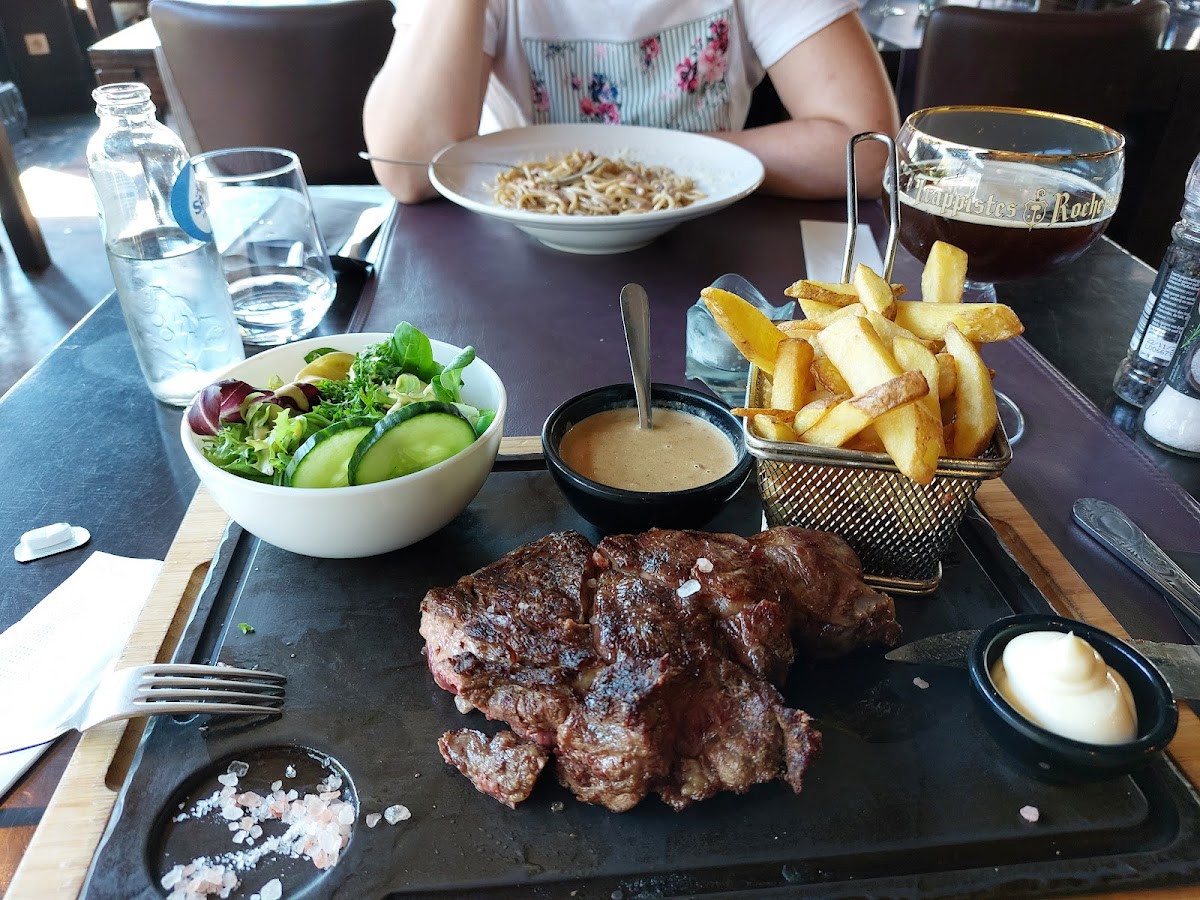 Le Chalet Restaurant