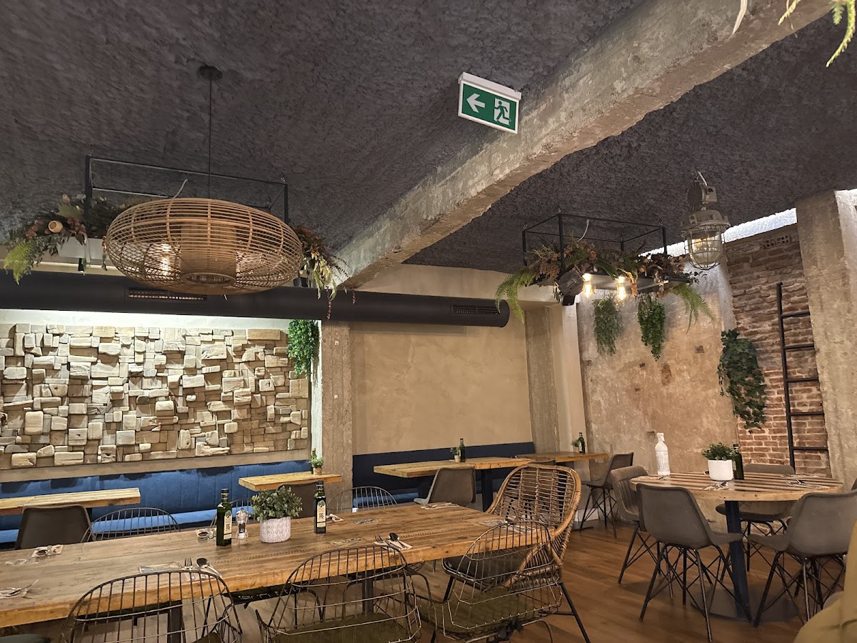 Bar Restaurante Montes