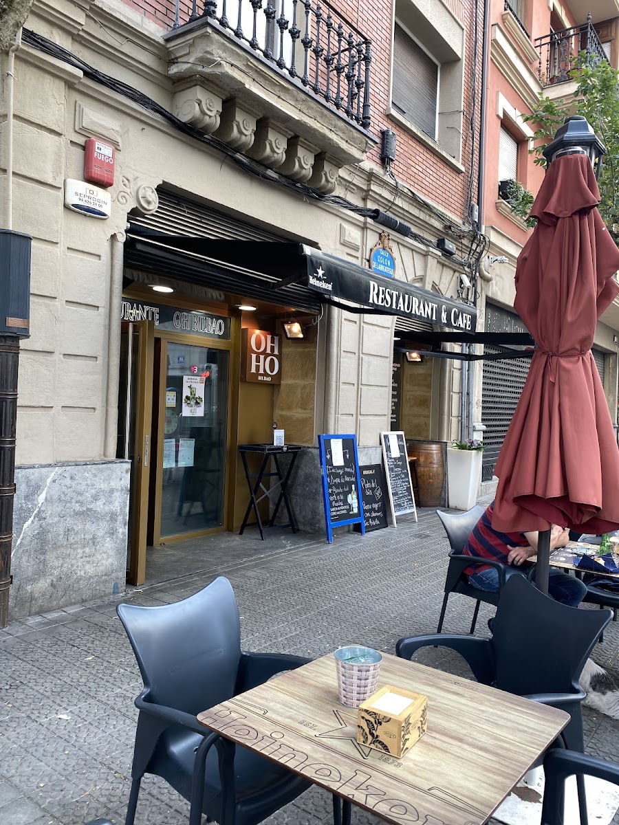 Bar Tango