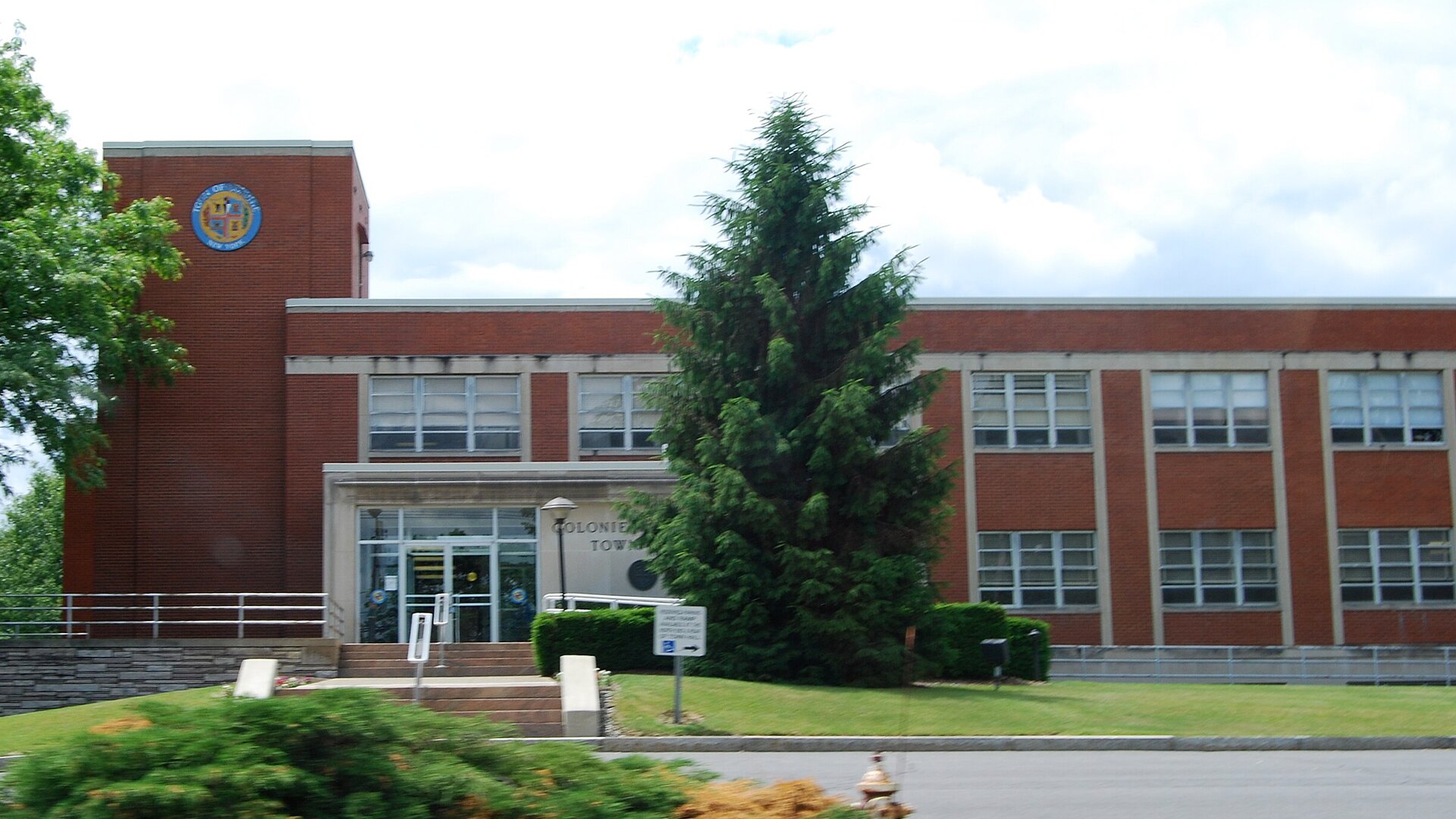 Colonie, NY