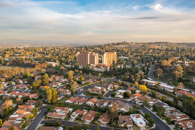 Laguna Hills, CA