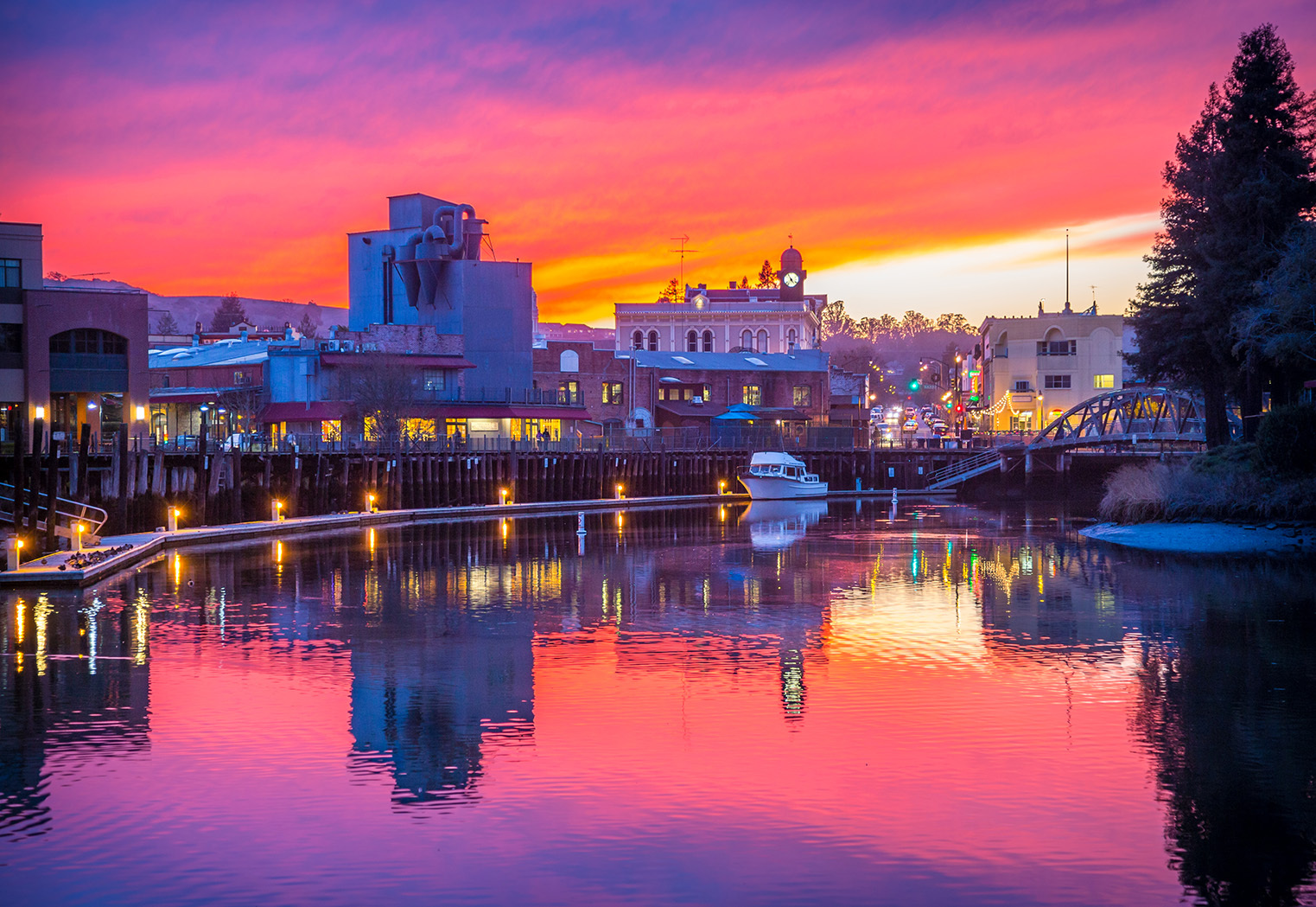 Petaluma, CA