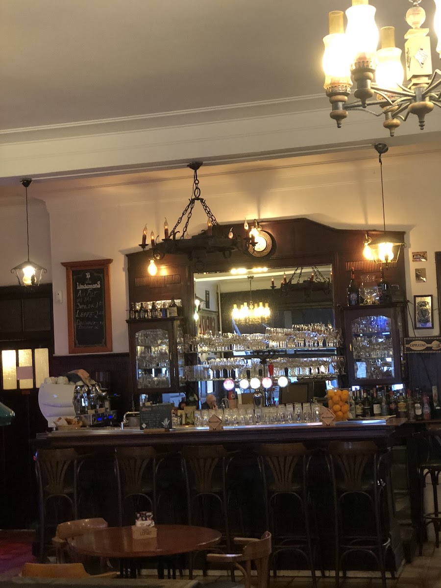 Le Saint Charles