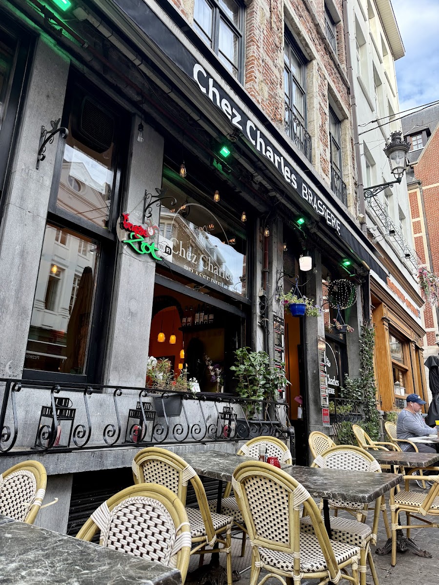 Chez Charles