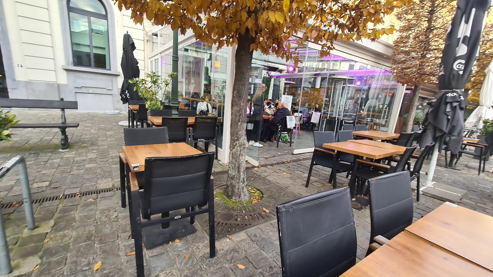 Vesterbar